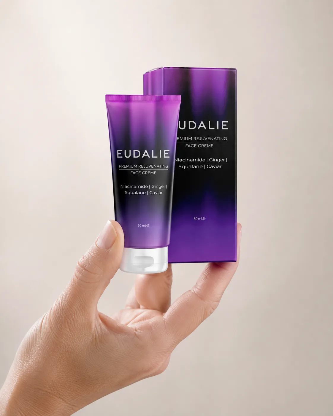Eudalie — Verpackung in der Hand