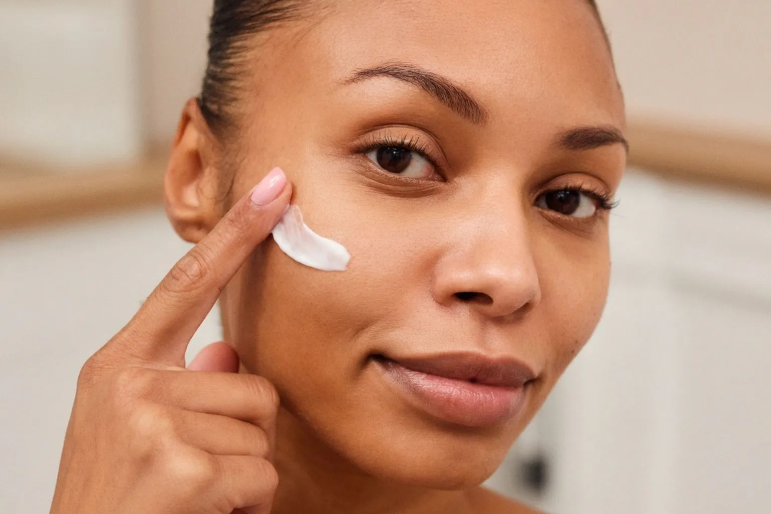 Regenerative Dermatologie: Kann sich unsere Haut wirklich selbst heilen?