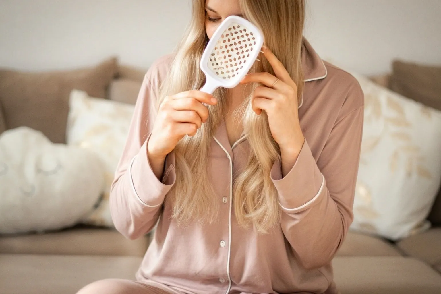 Scalp-Seren im Check: Warum die Kopfhautpflege jetzt wie Skincare funktioniert